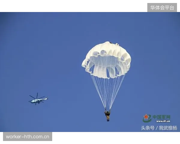 海地队技术团队提前收集各赛场草坪数据，安排适应性训练以降低球员非战斗性损伤风险。